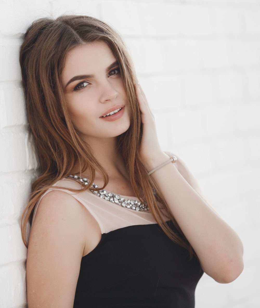 happy-cute-woman-portrait-outdoor